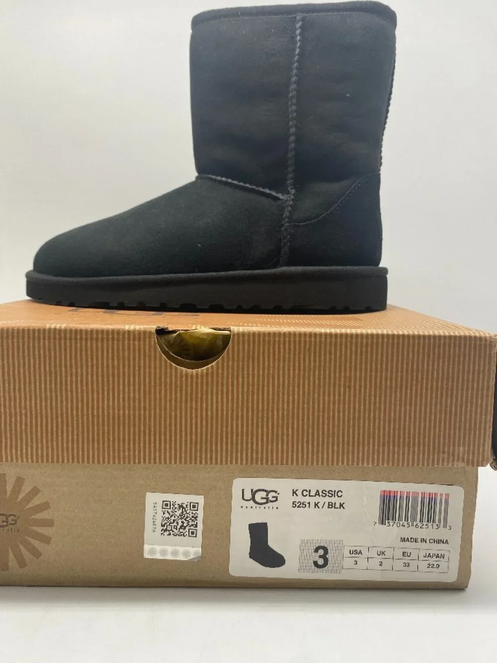 UGG KIDS CLASSIC BOOTS BLACK US BIG KIDS VARIOUS SIZE